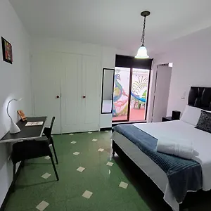 Homestay Moradia Laureles, Medellin