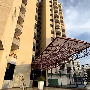 https://apartamento-con-piscina-cancha-de-tenis.hotels-in-barranquilla.com